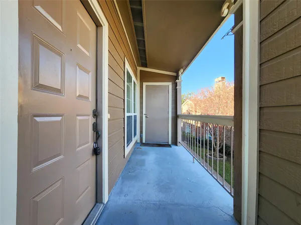 $1,500 | 1860 White Oak Drive, Unit 236, Houston, TX 77009