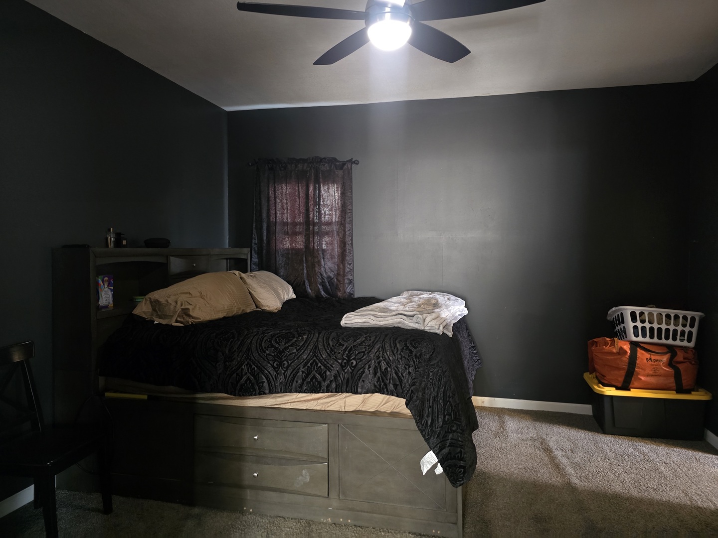 212 North Hunt Street Melvin, IL 60952 - Photo 18 of 43 a close view of chairs