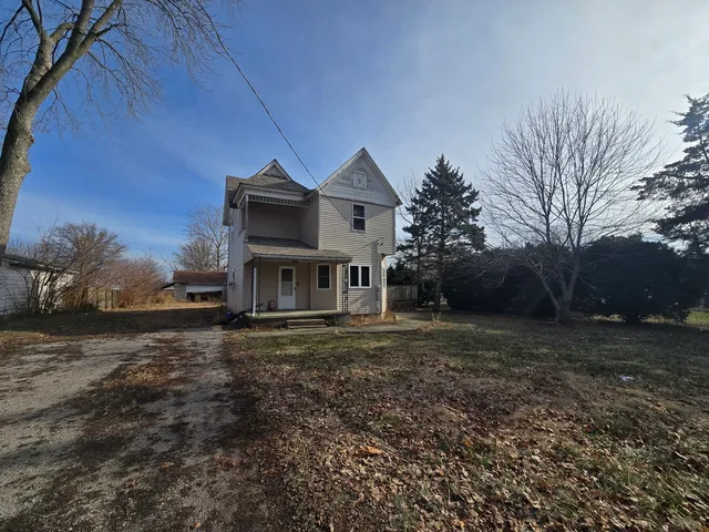 $114,000 | 212 North Hunt Street, Melvin, IL 60952