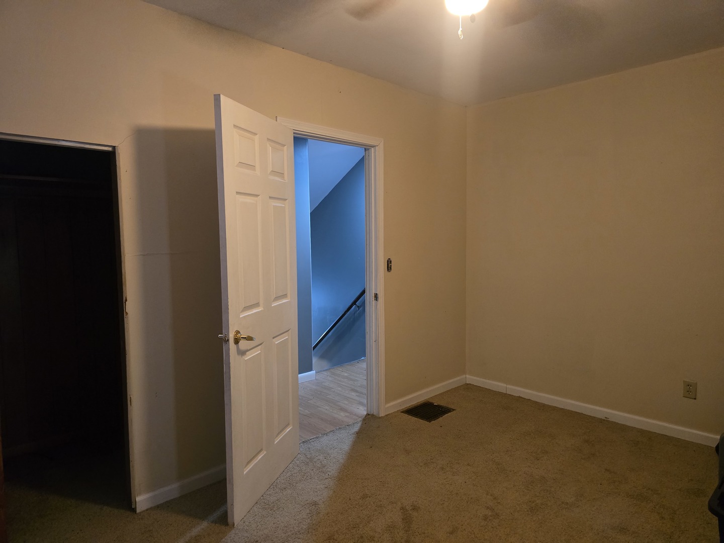 212 North Hunt Street Melvin, IL 60952 - Photo 22 of 43 a view of empty room