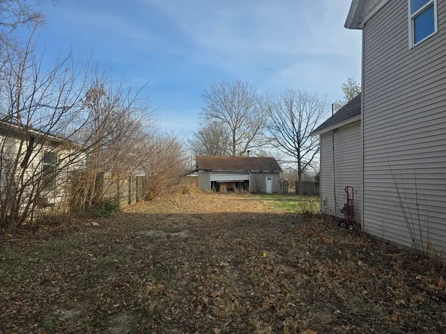 $114,000 | 212 North Hunt Street, Melvin, IL 60952