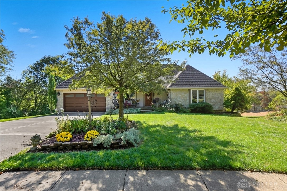 2267 Old Post Road Dayton, OH 45434 - Photo 3 of 50