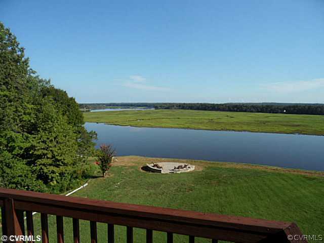 1123 Scotland Landing Road West Point, VA 23181 - Photo 14 of 19 Patio/Deck