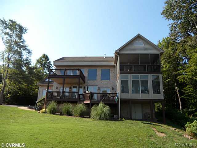 1123 Scotland Landing Road West Point, VA 23181 - Photo 15 of 19 Exterior Back