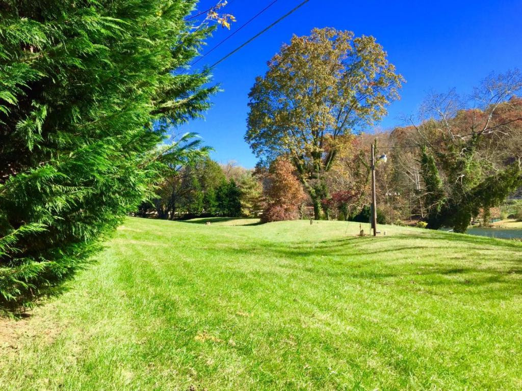 1582-74 Riverside Road, Unit 1 & 2 Bluff City, TN 37618 - Photo 12 of 16 Photo 12