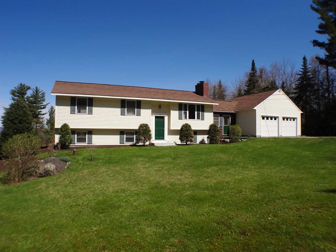 56 Oregon Road Littleton, NH 03561 - Photo 1 of 38