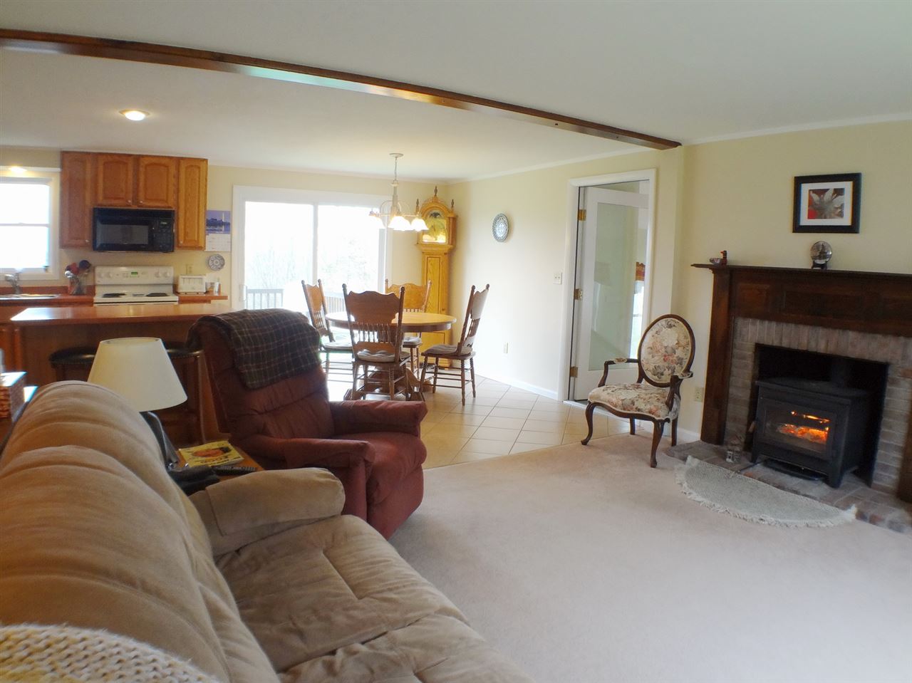 56 Oregon Road Littleton, NH 03561 - Photo 3 of 38