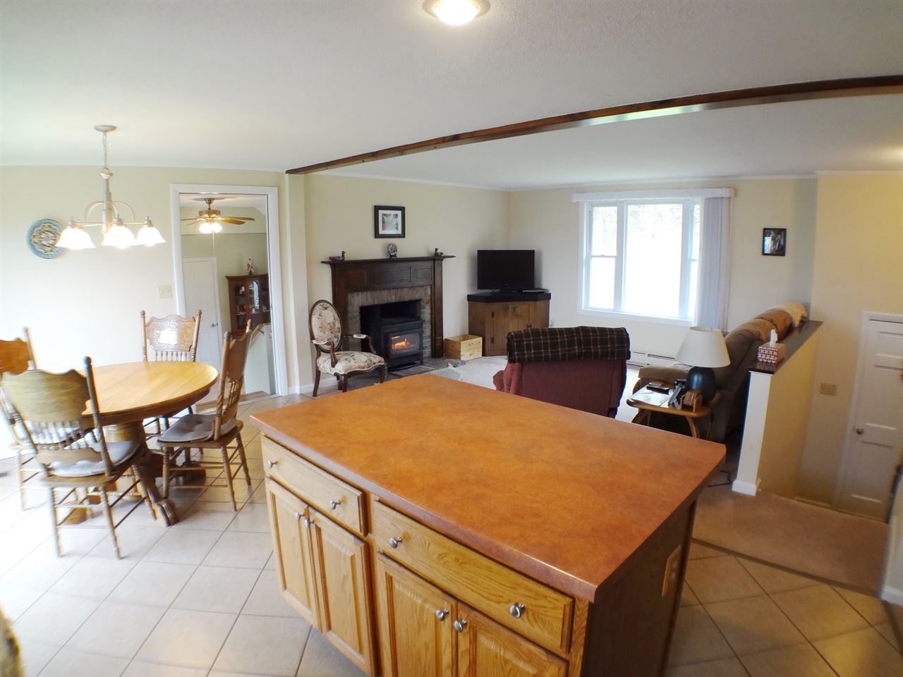 56 Oregon Road Littleton, NH 03561 - Photo 8 of 38
