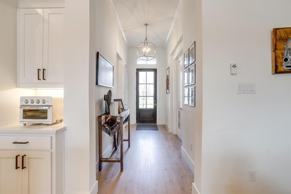 121 Rocky Top Ranch Lane Azle, TX 76020 - Photo 4 of 38