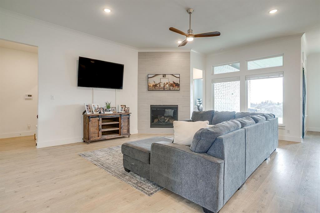 121 Rocky Top Ranch Lane Azle, TX 76020 - Photo 5 of 38