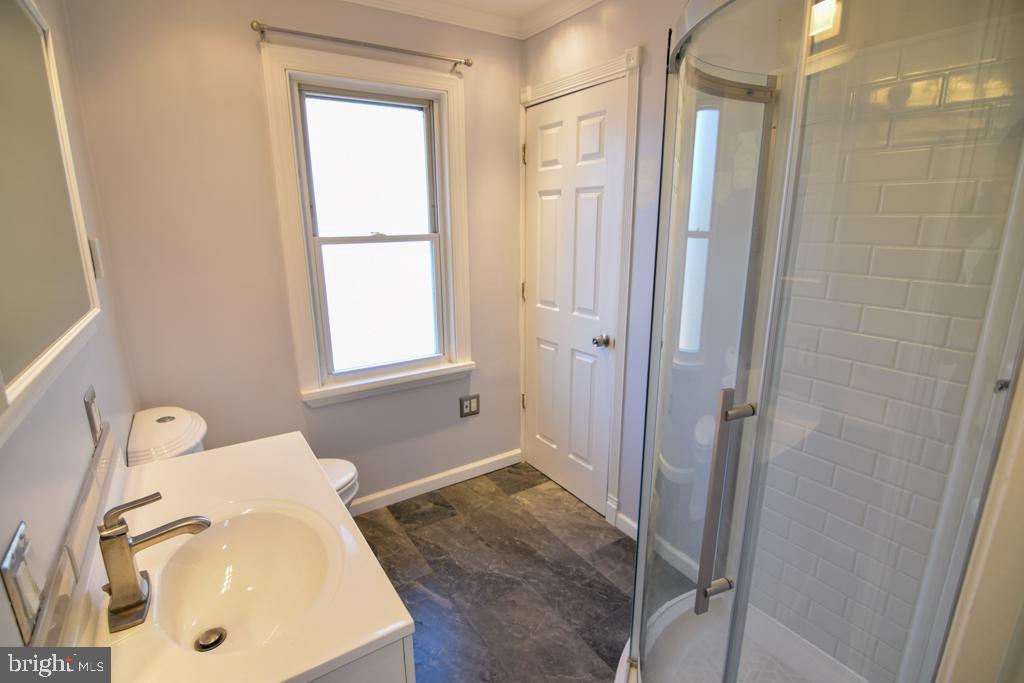 1071 West Bristol Road Warminster, PA 18974 - Photo 17 of 34 a bathroom with a sink and a tub