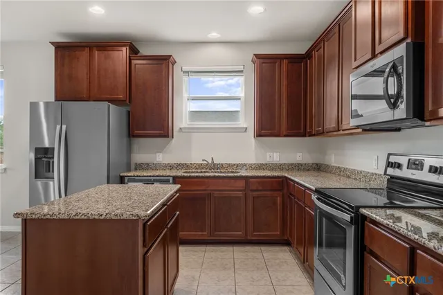 $299,999 | 217 Michaelis Drive, Leander, TX 78641