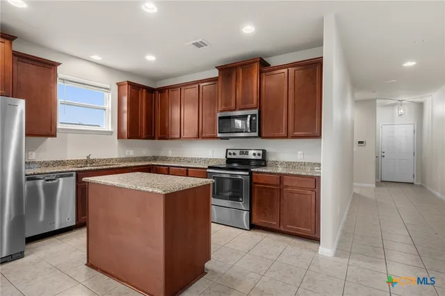 $299,999 | 217 Michaelis Drive, Leander, TX 78641