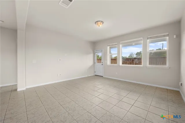 $299,999 | 217 Michaelis Drive, Leander, TX 78641