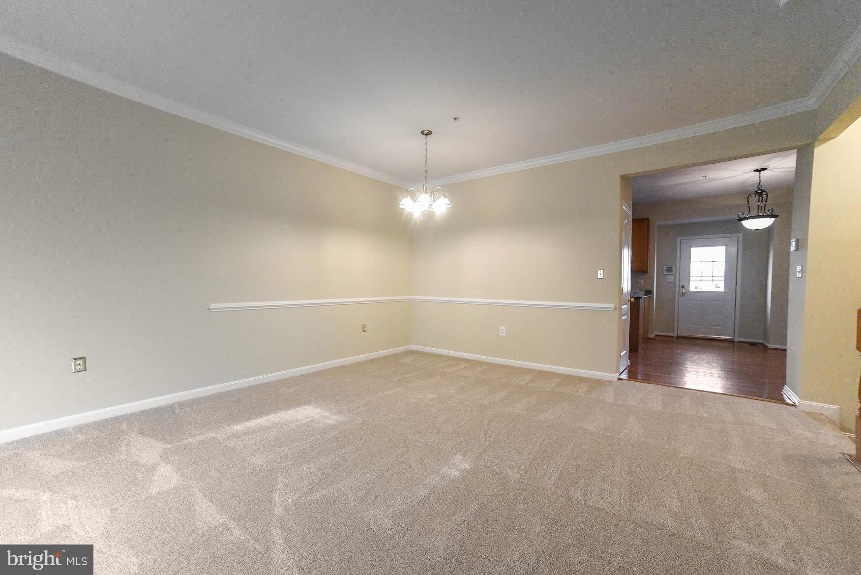 15411 Wylie Road Brandywine, MD 20613 - Photo 3 of 27 Dining Area