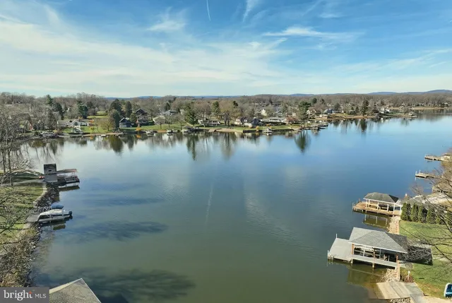 a view of a lake from a yard