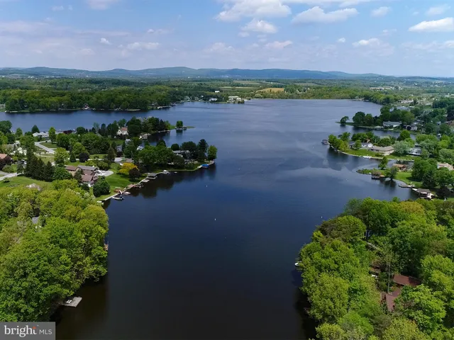 $450,000 | 554 Lake Meade Drive, East Berlin, PA 17316