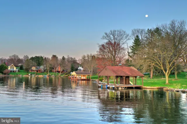 $450,000 | 554 Lake Meade Drive, East Berlin, PA 17316