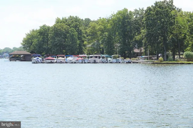 $450,000 | 554 Lake Meade Drive, East Berlin, PA 17316