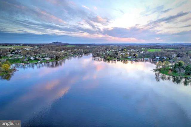 $450,000 | 554 Lake Meade Drive, East Berlin, PA 17316