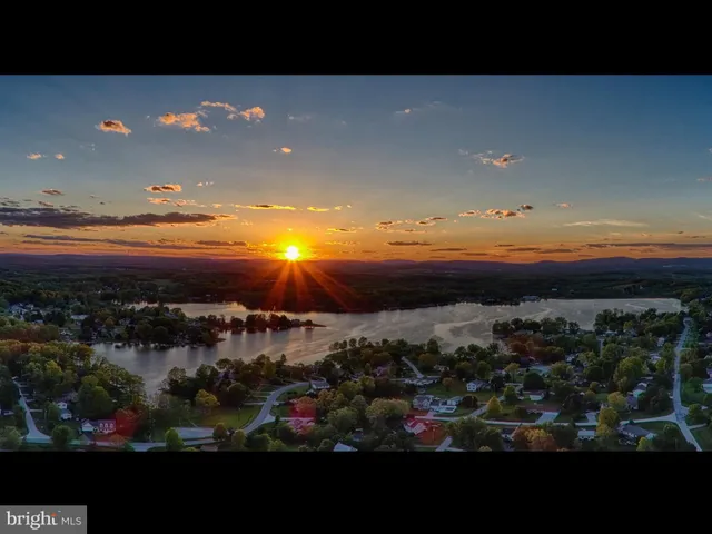 $450,000 | 554 Lake Meade Drive, East Berlin, PA 17316