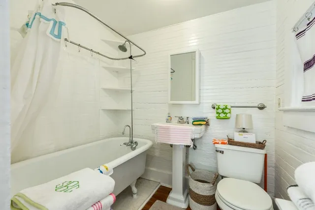 $1,200 | 1512 38th Street, Galveston, TX 77550