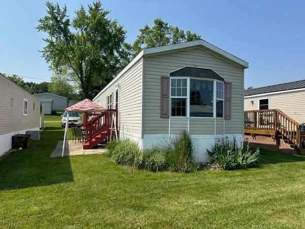 $139,000 | 36 Clark's Landing, Hamilton, IN 46742