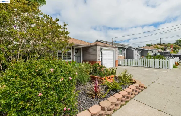 $789,900 | 5411 Garvin Avenue, Richmond, CA 94805