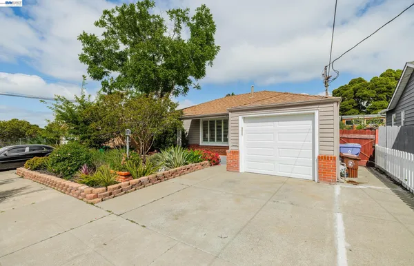 $789,900 | 5411 Garvin Avenue, Richmond, CA 94805