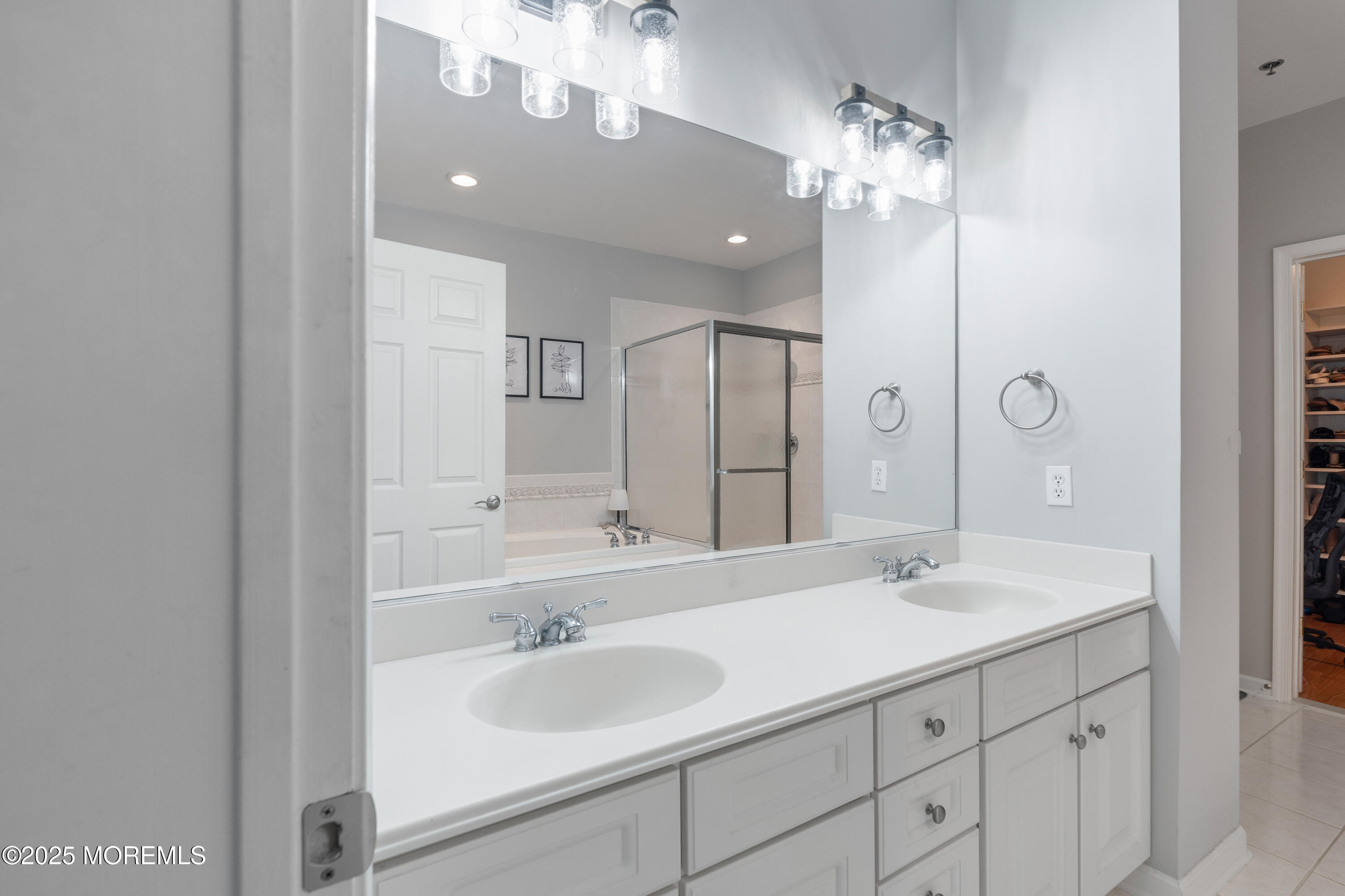 22 Cooper Avenue, Unit 113 Long Branch, NJ 07740 - Photo 20 of 27 Primary Bathroom