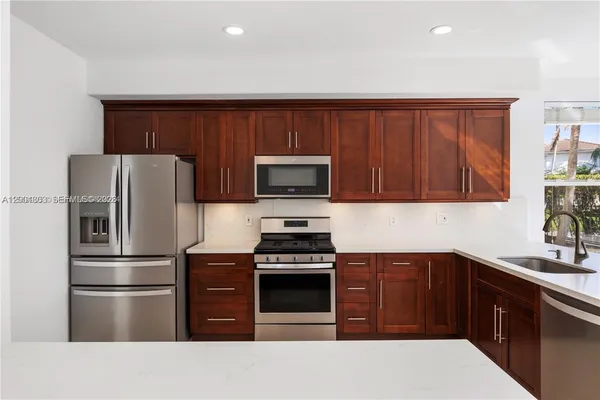 $9,970 | 16449 Southwest 84th Place, Palmetto Bay, FL 33157