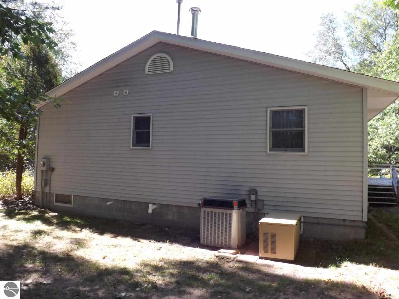 1269 Stoney Ridge Road West Branch, MI 48661 - Photo 41 of 67 1776479-40.JPG