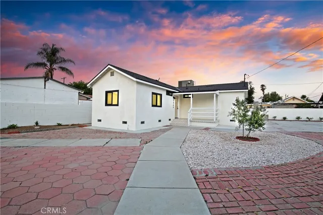 $785,000 | 7965 De Garmo Avenue, Sun Valley, CA 91352