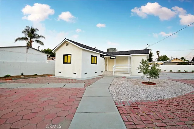 $785,000 | 7965 De Garmo Avenue, Sun Valley, CA 91352