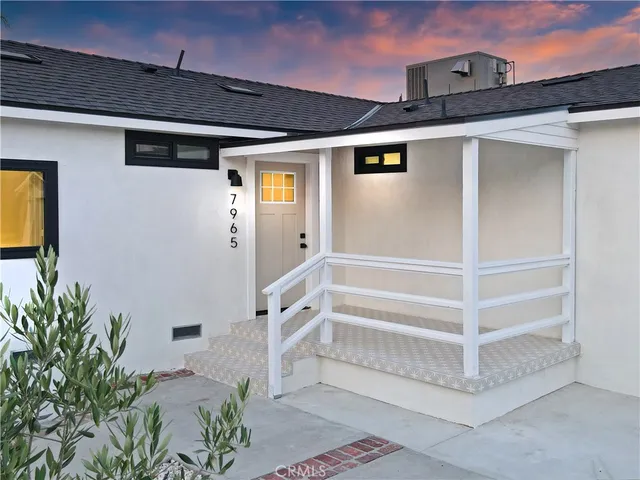 $785,000 | 7965 De Garmo Avenue, Sun Valley, CA 91352