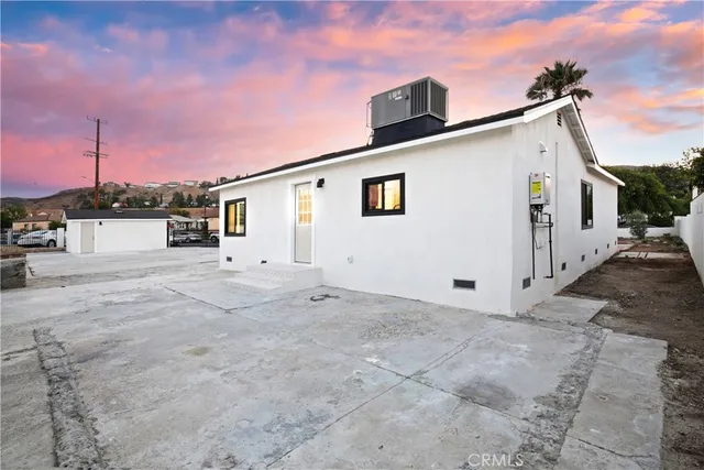 $785,000 | 7965 De Garmo Avenue, Sun Valley, CA 91352