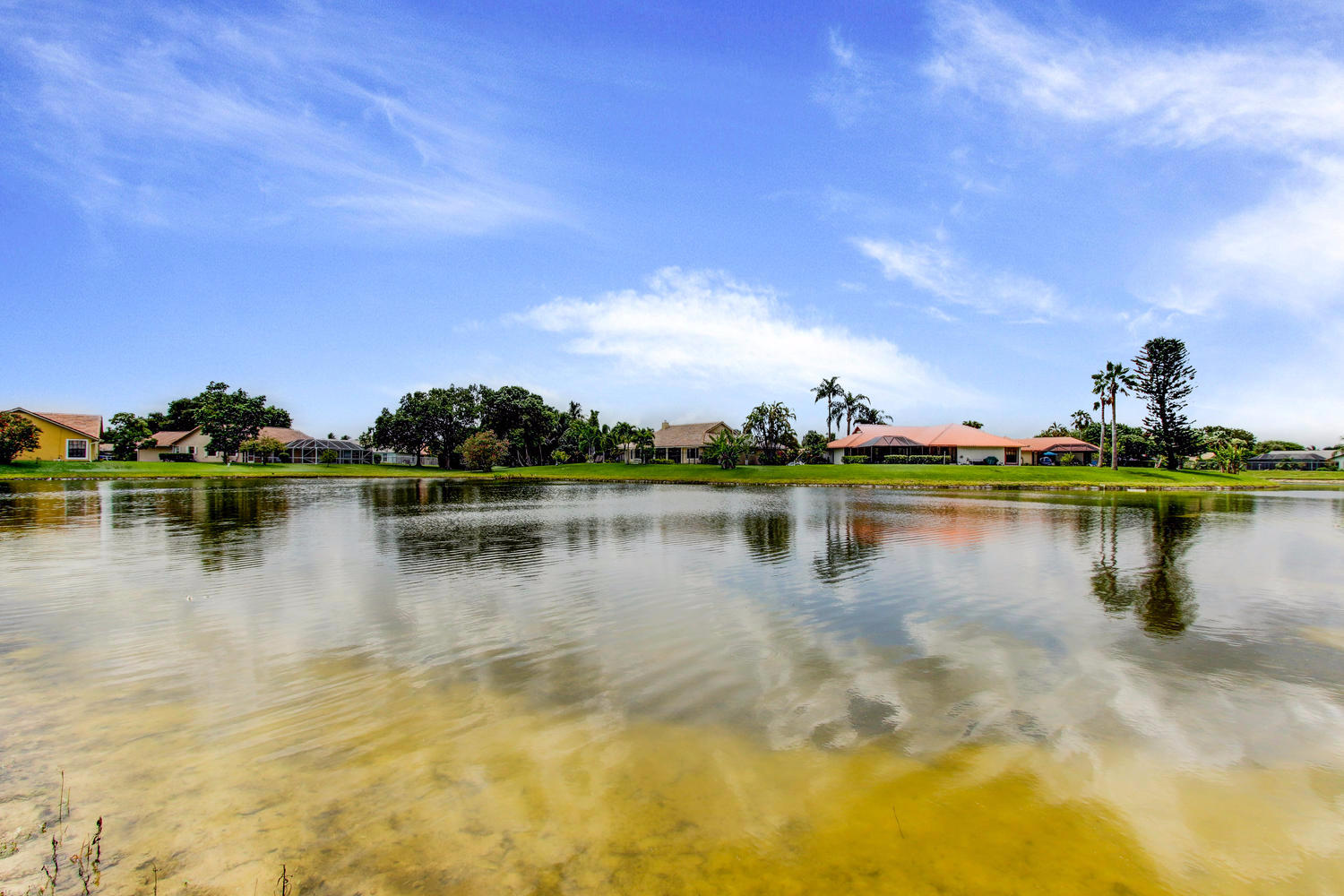 10295 Riverbend Terrace Boca Raton, FL 33498 - Photo 11 of 20 10295 Riverbend Terrace Boca-large-020-2