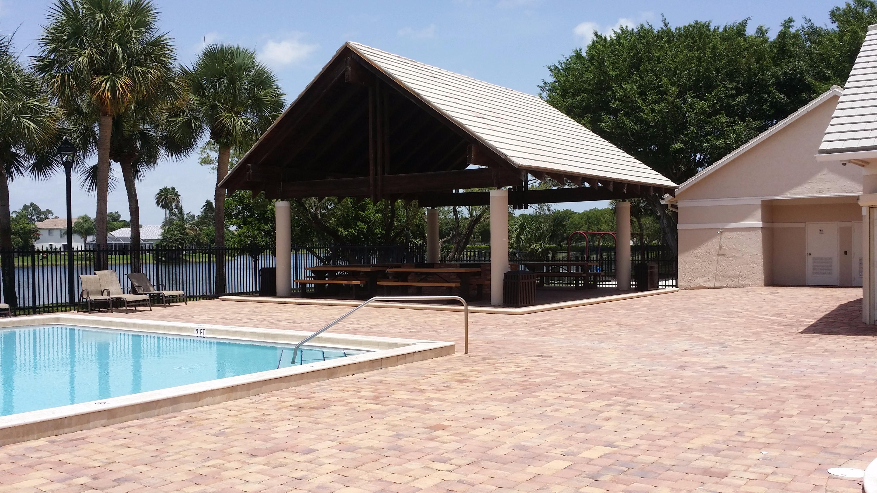 10295 Riverbend Terrace Boca Raton, FL 33498 - Photo 18 of 20 Community Pool