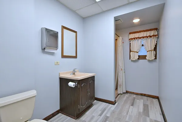 $710,000 | 442 North Lake Street, Aurora, IL 60506