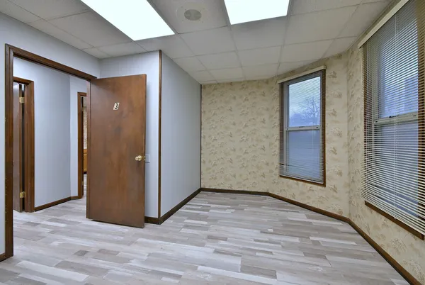 $710,000 | 442 North Lake Street, Aurora, IL 60506