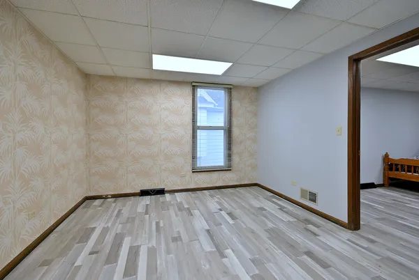 $710,000 | 442 North Lake Street, Aurora, IL 60506