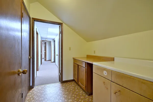 $710,000 | 442 North Lake Street, Aurora, IL 60506