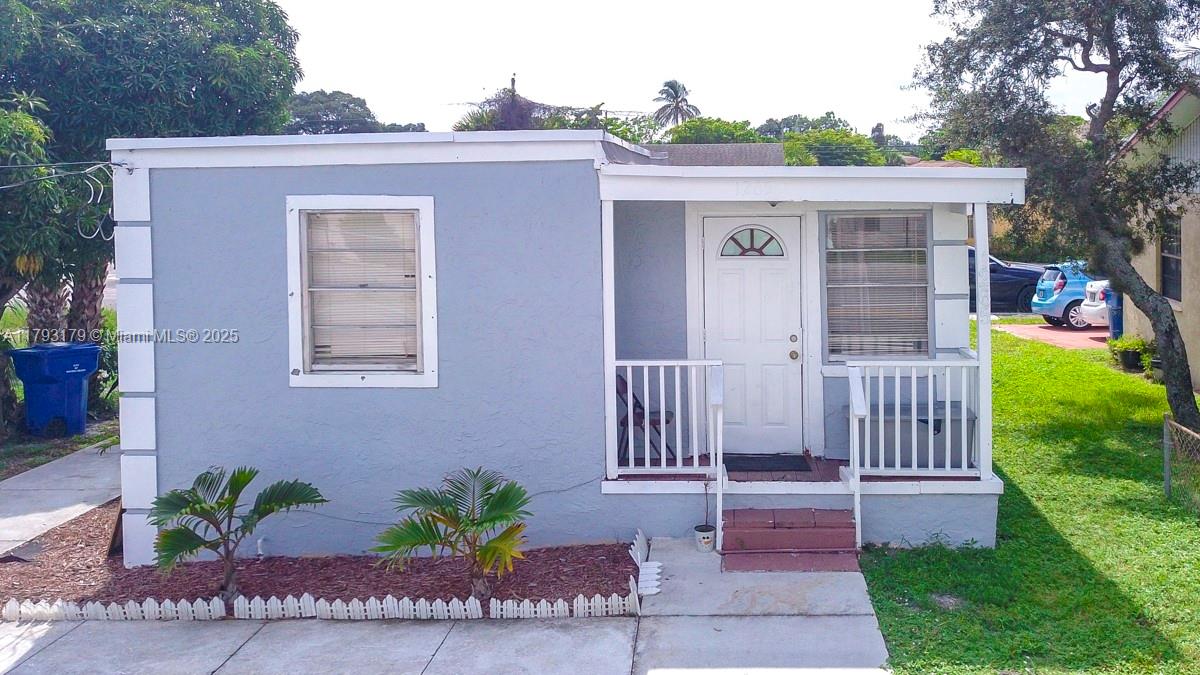 1265 Silver Beach Road Riviera Beach, FL 33404 - Photo 13 of 20
