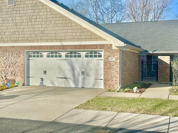 $314,900 | 2360 Highway 31W, Unit 206, White House, TN 37188
