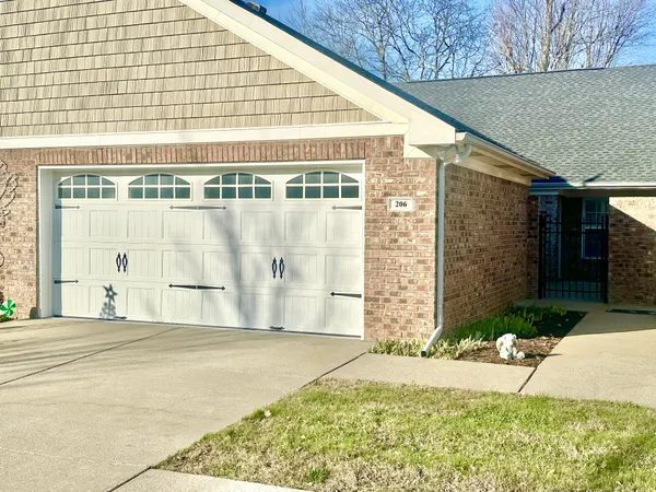 $314,900 | 2360 Highway 31W, Unit 206, White House, TN 37188
