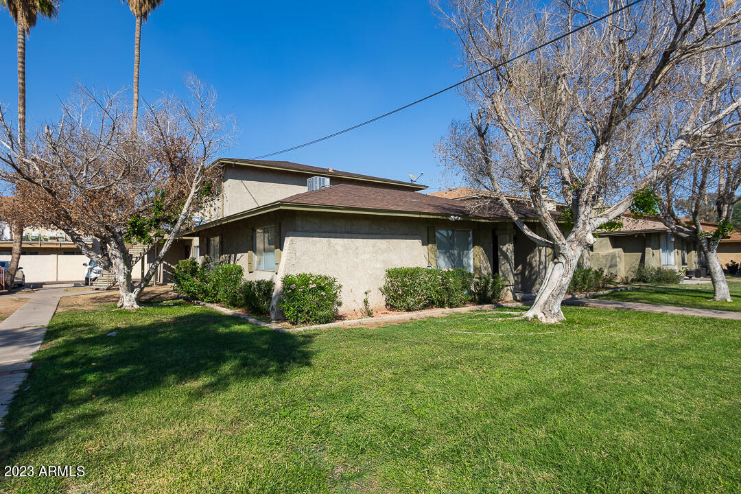 3320 West Northern Avenue Phoenix, AZ 85051 - Photo 6 of 21 IMG_9286-HDR