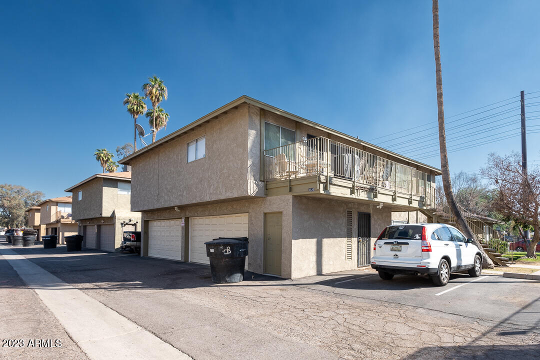 3320 West Northern Avenue Phoenix, AZ 85051 - Photo 8 of 21 IMG_9292-HDR