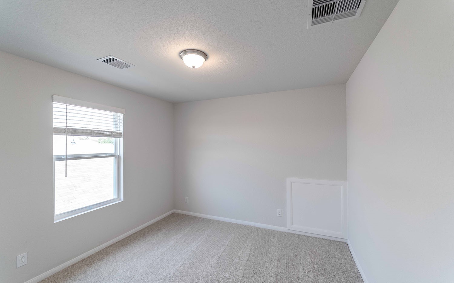 4315 Maple Root Lane Pinehurst, TX 77362 - Photo 12 of 27 an empty room with a window