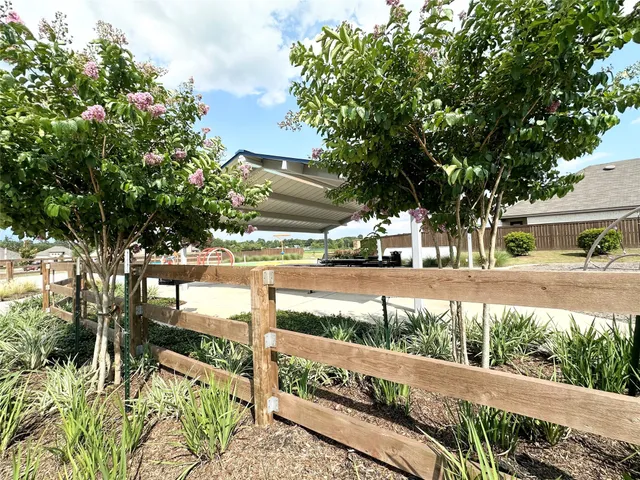 $315,695 | 4315 Maple Root Lane, Pinehurst, TX 77362