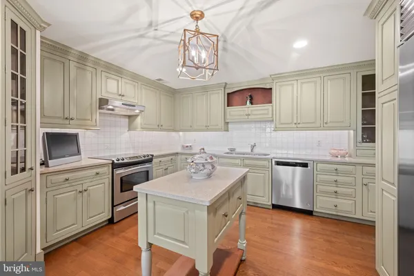 $975,000 | 100 Grays Lane, Unit 506, Haverford, PA 19041